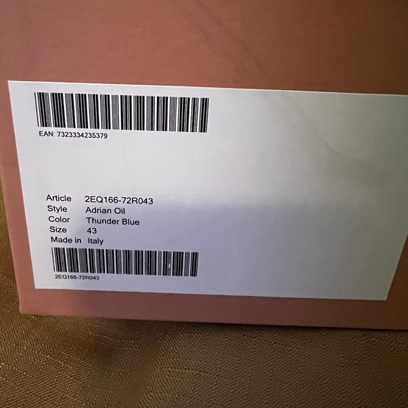 Mens sneakers size 10 US - Picture 3 of 3